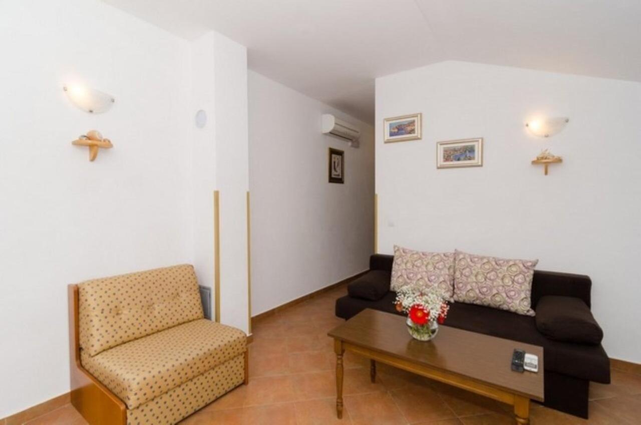 Apartments Pavo ツァヴタット エクステリア 写真